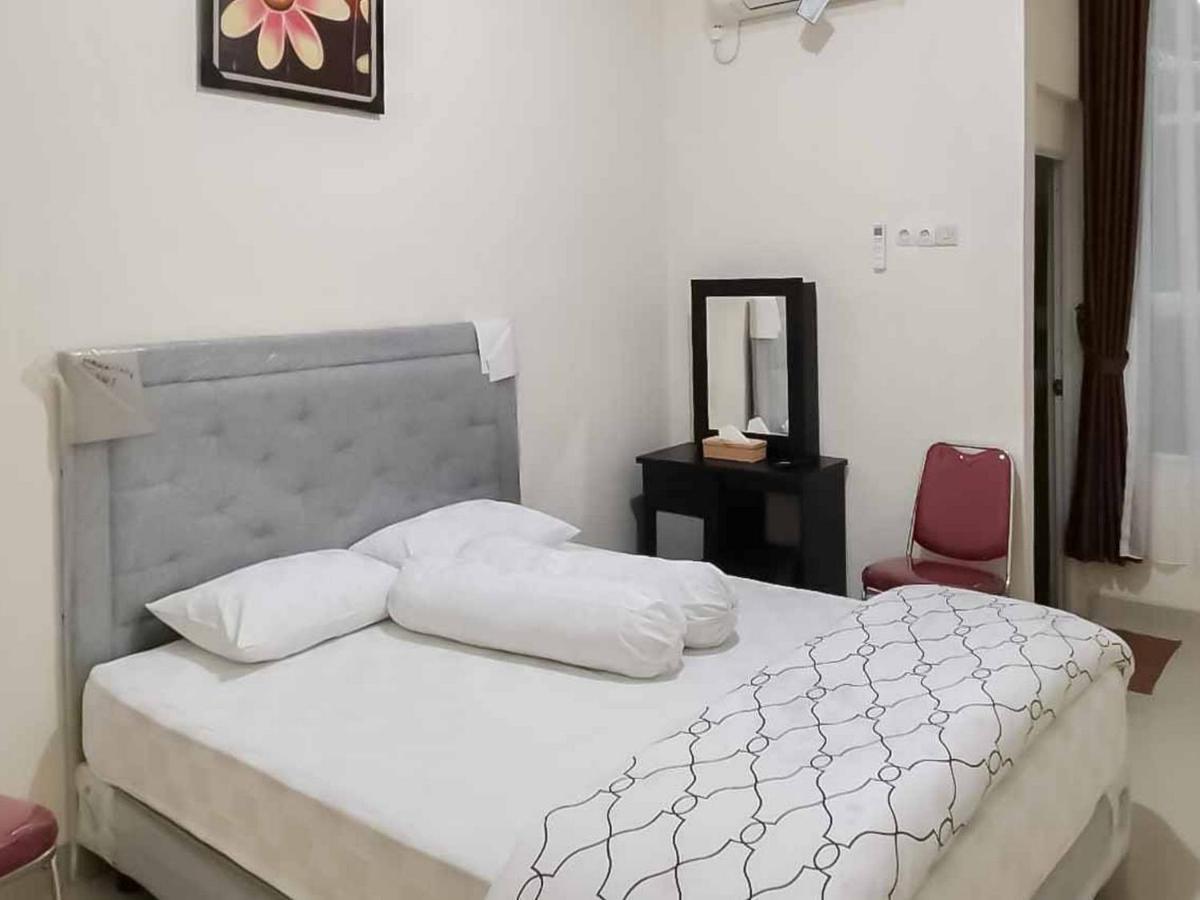 Wisma Talenta Mitra Reddoorz Jakarta Kültér fotó