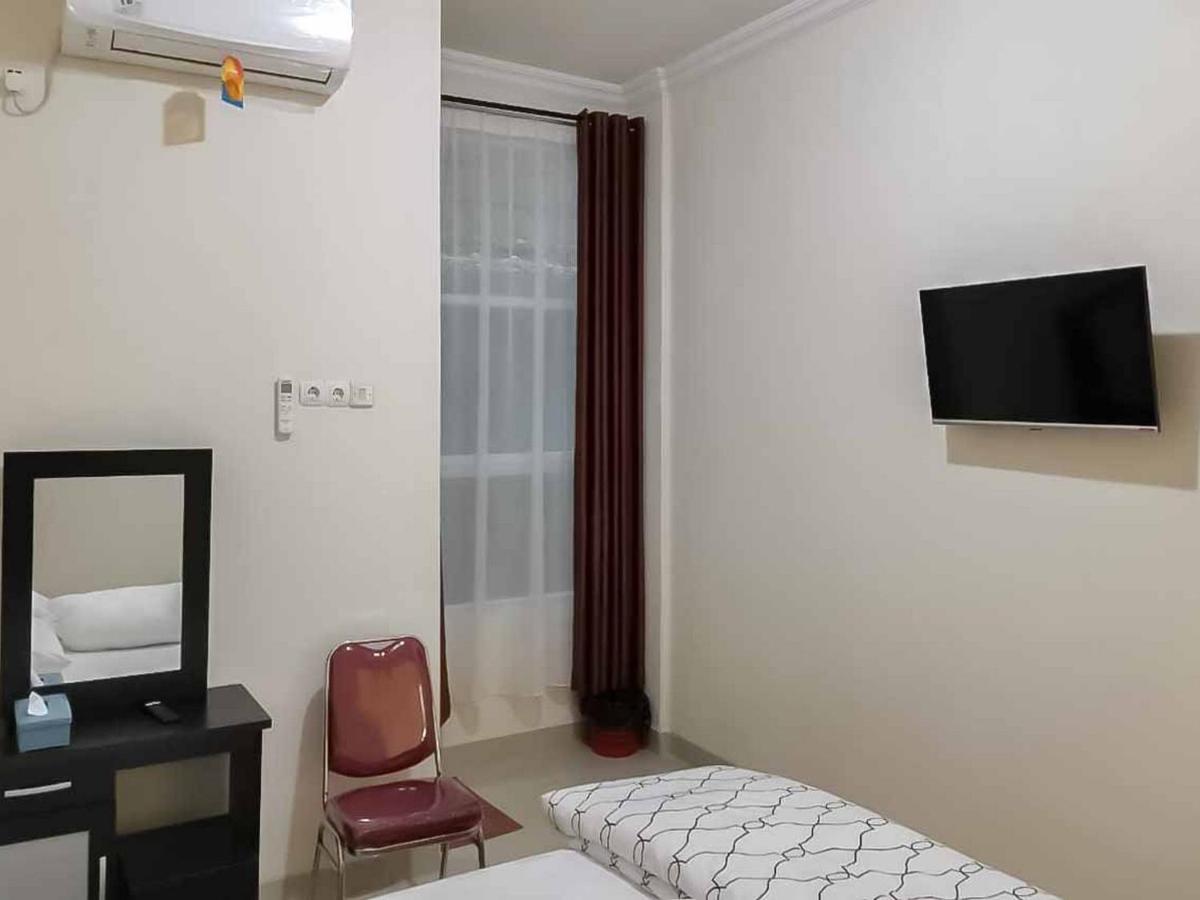 Wisma Talenta Mitra Reddoorz Jakarta Kültér fotó